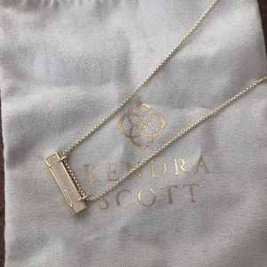 Kendra Scott Leanor Bar Pendant Necklace